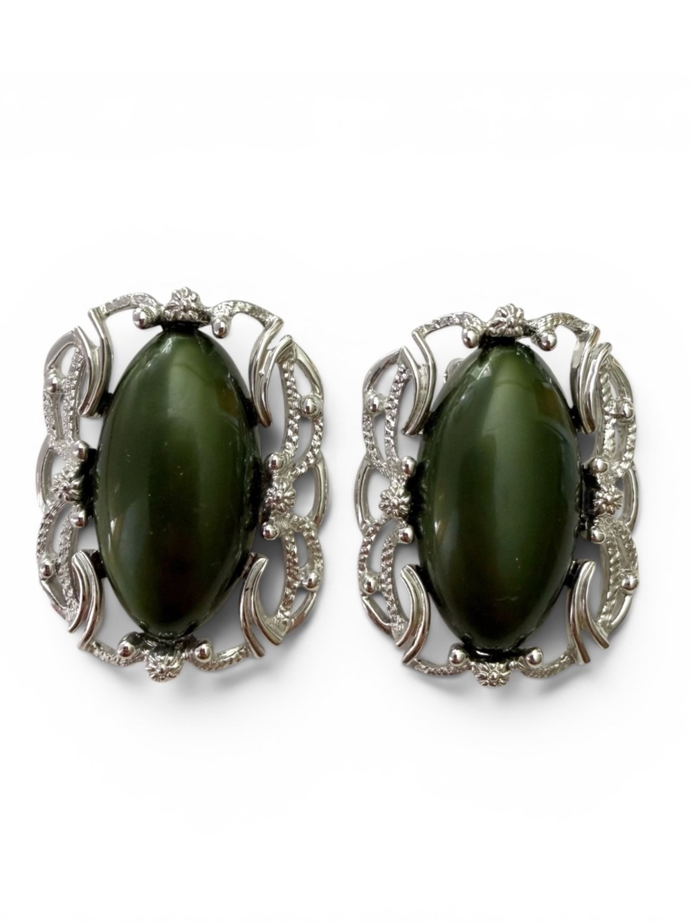 Vintage Sarah Coventry Carousel Dark Green Lucite Ornate Scroll Clip On Earrings